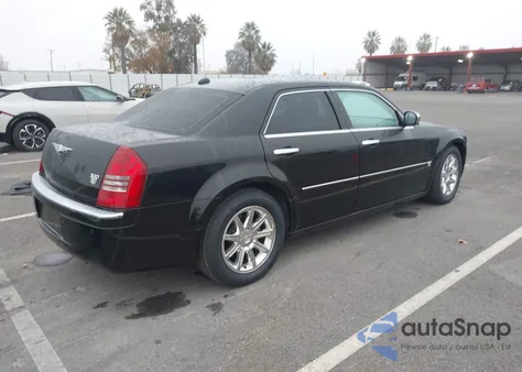 2005 Chrysler 300C z USA, uszkodzony, nr VIN 2C3AA63H45H505021